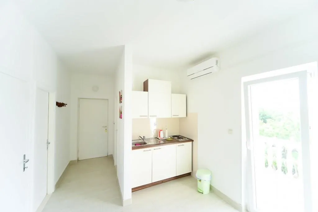 Apartments Valentina Petrčane Croatie